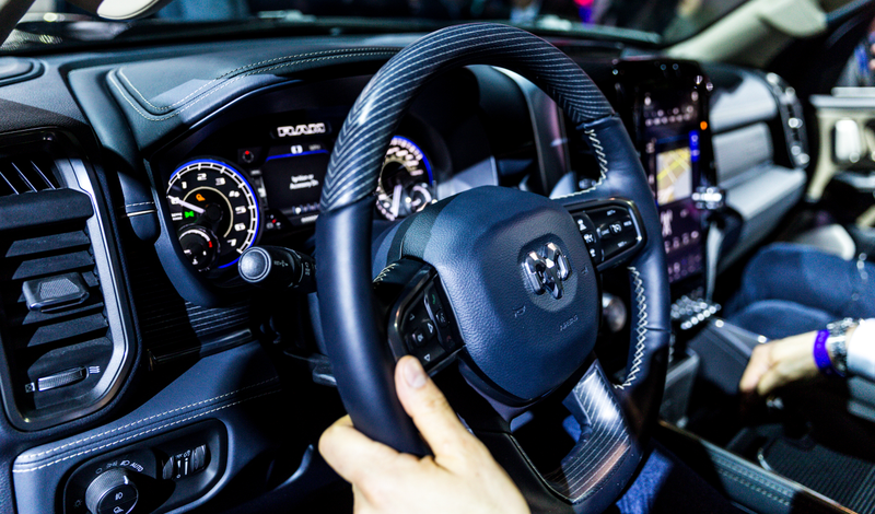Illustration for article titled The 2019 Ram 1500 Gets Hybrid Tech And An Insane 12-Inch Touchscreen